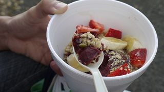 観光客も、地元の方も。