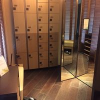 スパ入口。ここで靴を脱ぎます