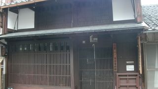 小浜市の伝統的な町家を修理再生した資料館