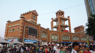 いい雰囲気のターミナルです