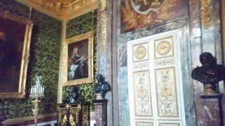 宮殿と庭園が素晴らしい！！！