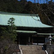 ひろ～いのどかなお寺！幼稚園併設しています