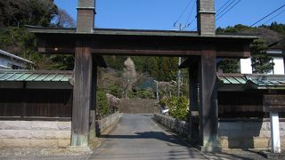 大船駅から離れた少し大きめのお寺