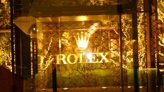 高級ブランドがずらり・・