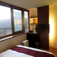 ４階ダブル部屋(TV側)