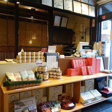 近江牛カレーやシチューも売られています