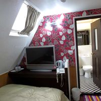 最上階シングル部屋102（バス側）