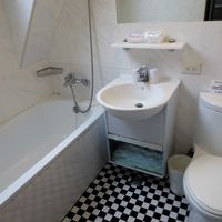 最上階シングル部屋102　バス・ルーム