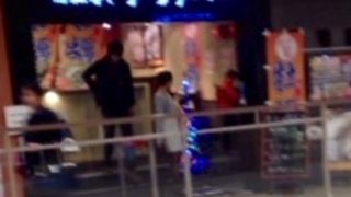 アウトレットの回転寿司。