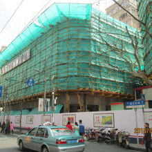 此方側も外壁から工事をしています。