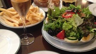 パリのカフェ好きな方にオススメ