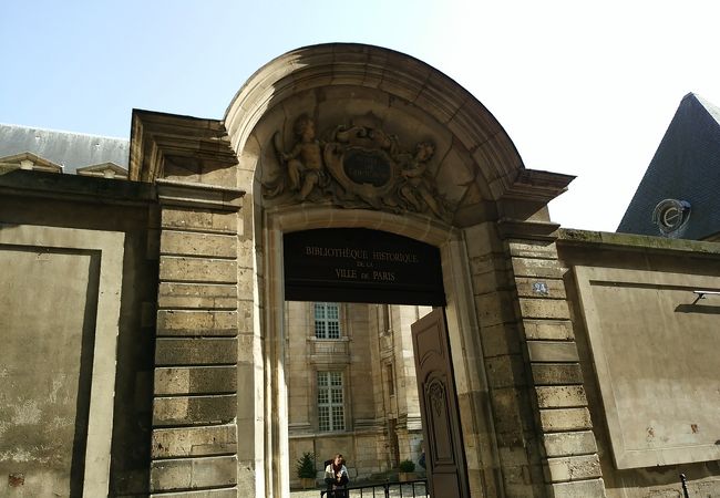 Historic Houses of Paris  パリの歴史的大使館　大判洋書 Historic Houses of Paris: Residences of the Ambassadors