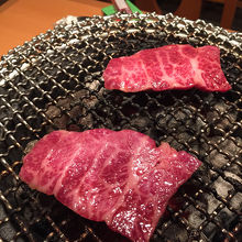 炭で焼きます。美味しかった〜♪