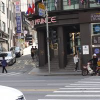 地下鉄でてすぐそこ