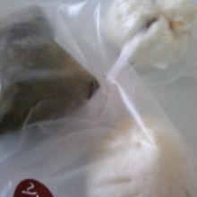 肉まんなども買えます。