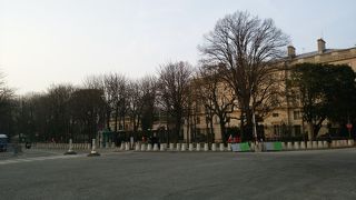 パリにある大統領官邸です。