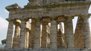 ギリシャアテネ神殿をちょっぴり思い出すような