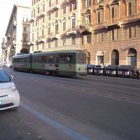 ホテルの前の通り