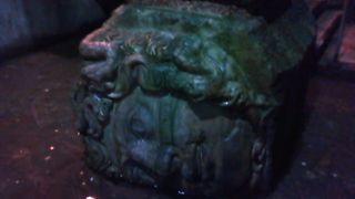 メデューサの石は必見