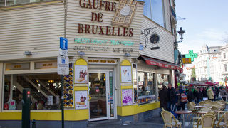 ブリュッセルで美味しく安いワッフルの店