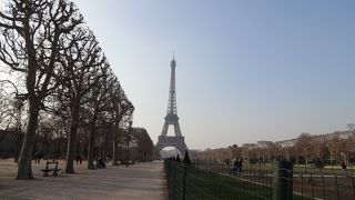 平和の壁から撮影したエッフェル塔が綺麗です！