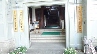 古い建物ですが，落ち着きます。