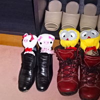 靴には消臭剤を入れてくれます。