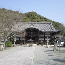 本堂の中にも入れます