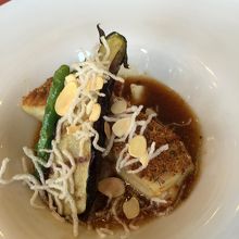 お魚料理もおいしいです