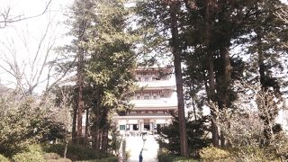 善光寺の少し奥にあります。