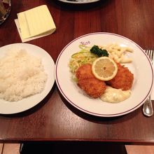 カニクリームコロッケ