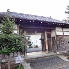 明治の武家門のようです