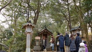 穢れを清めて参拝