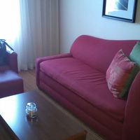 テーブルの上の瓶に入ったキャンディーがうれしい