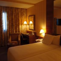 照明を落としてあるので、落ち着いて滞在できる。