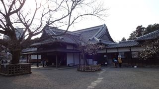 建物も周辺もなかなか