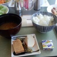 食べ物も飲み物も充実の朝食