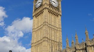 オーディオガイド、日本語はありません