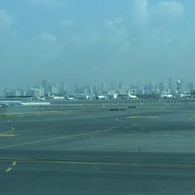 ドバイの市街です