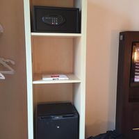 セーフティボックス、冷蔵庫