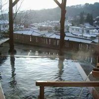 最上階（屋上？）の開放的な露天風呂