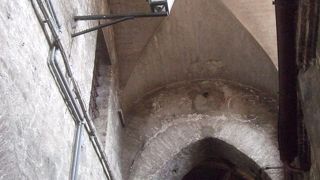 メイン通りからわざと外れて町歩き