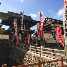 リバーウォーク側からの入口。