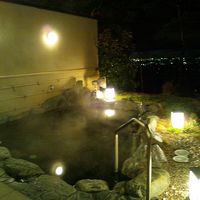 手前の露天風呂です。