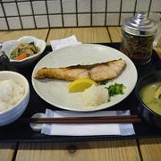 評判通りの定食屋さん