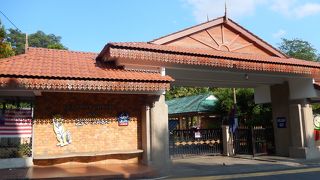 アブバカールモスクの近く