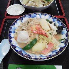 皿うどんが特においしかったです．