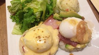 エッグベネディクトが有名