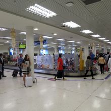 ターンテーブルは３台のみです