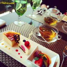 シャンパン付きアフタヌーンティ